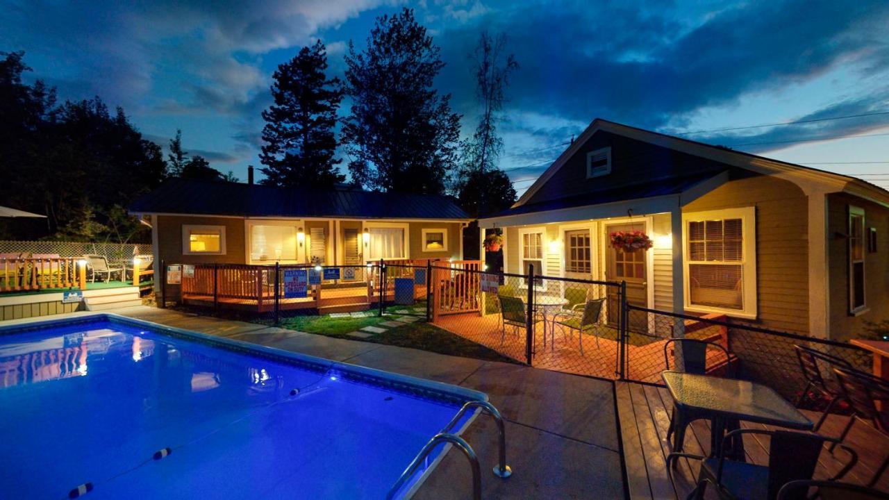The Lakeview Inn & Cottages Уиърс Бийч Екстериор снимка